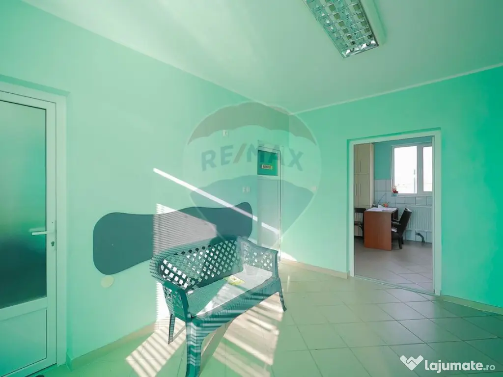 Casă / Cabinet Veterinar de vânzare în Oșorhei 