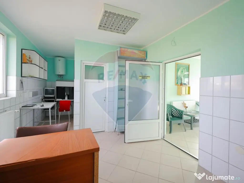 Casă / Cabinet Veterinar de vânzare în Oșorhei 