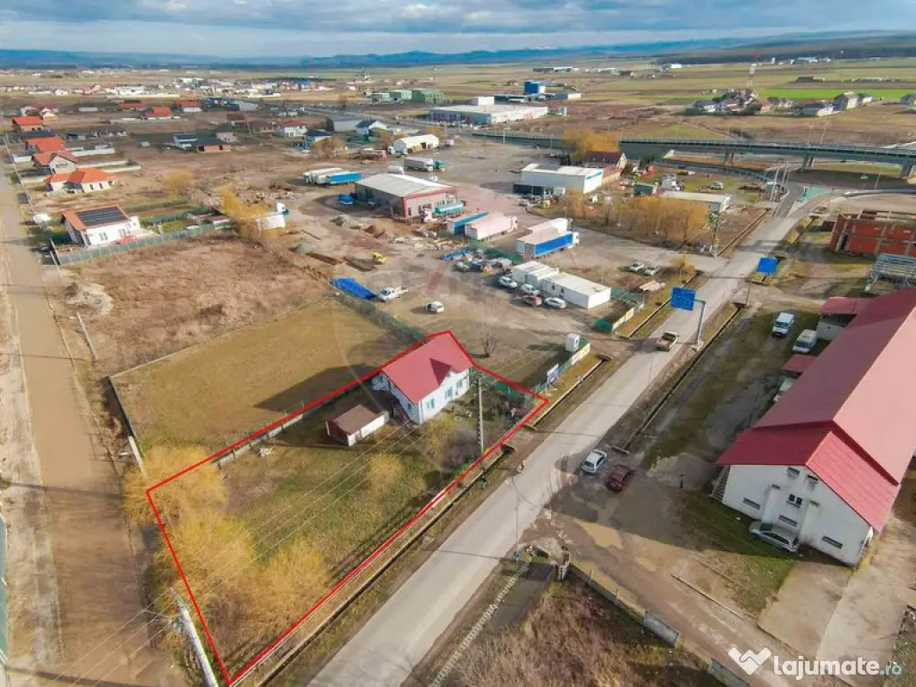 Casă / Cabinet Veterinar de vânzare în Oșorhei 