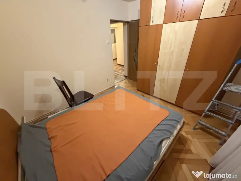 Închiriere apartament 4 camere, 2 băi, balcon, Cetate, pet 