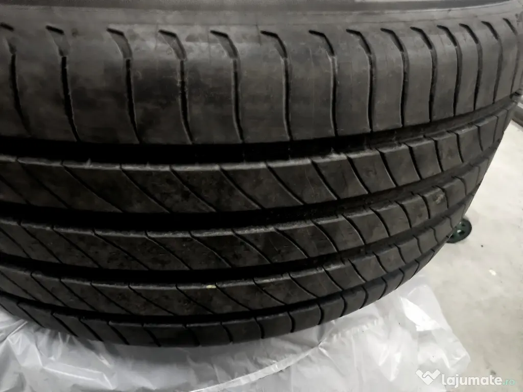 Anvelope vară 245 45 R19 Michelin e.Primacy – DOT 2025, stare foarte bună 
