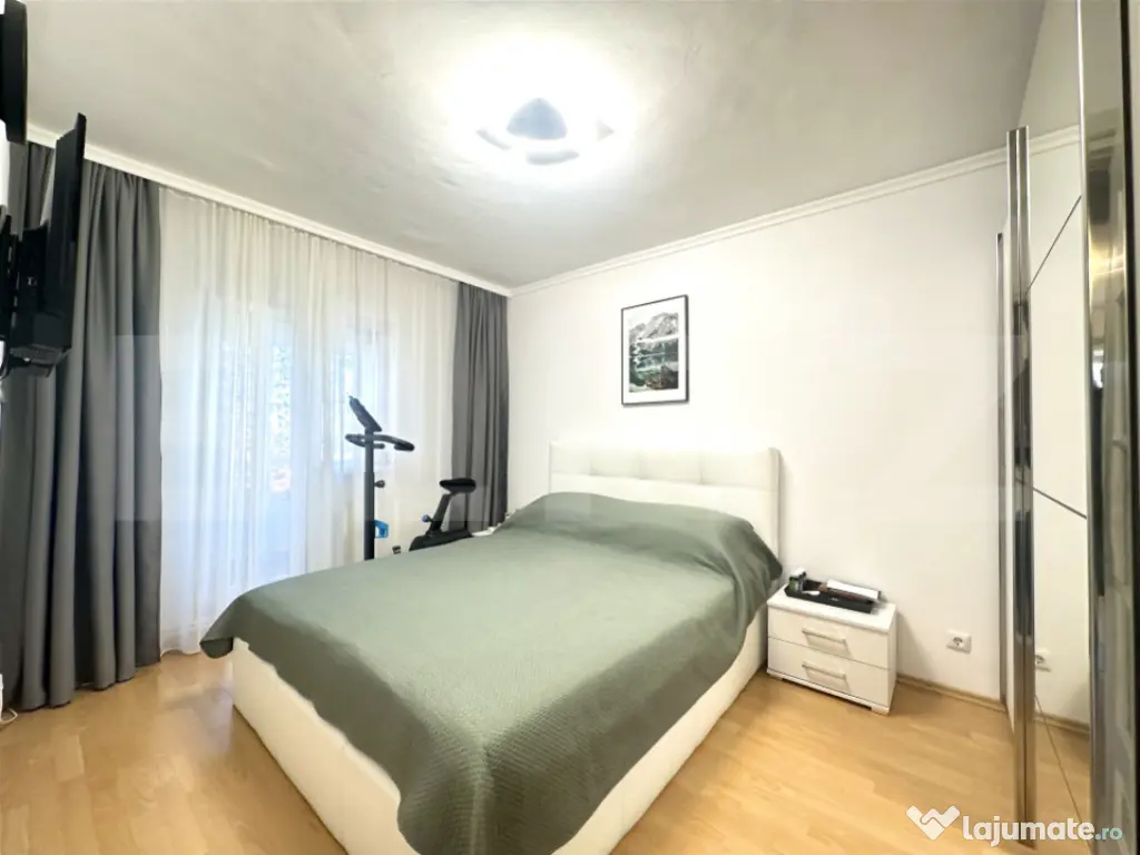Apartament 3 camere, 2 băi- Calea Lipovei 