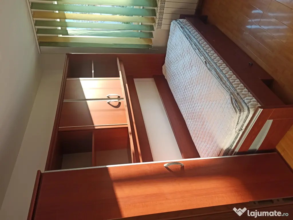 De inchiriat apartament 3 camere cu loc de parcare inclus 