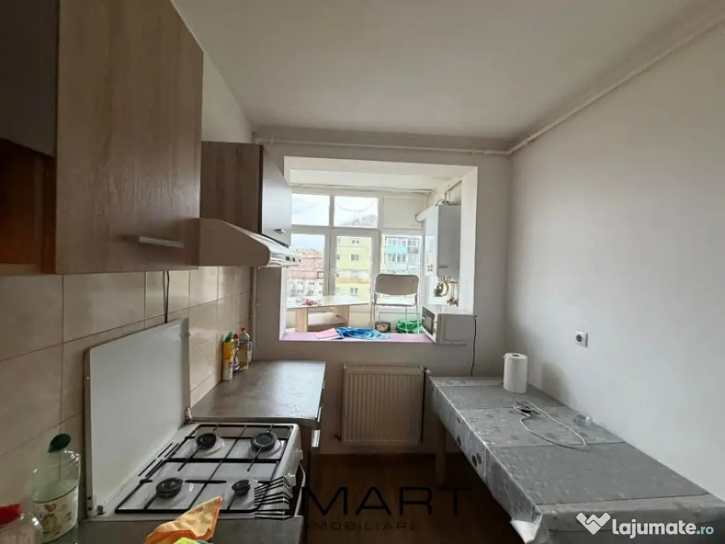 Apartament 2 camere decomandate et. 7/10 Mihai Viteazul 