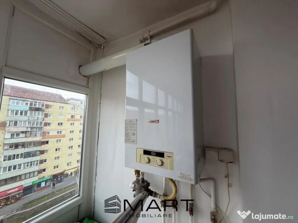 Apartament 2 camere decomandate et. 7/10 Mihai Viteazul 