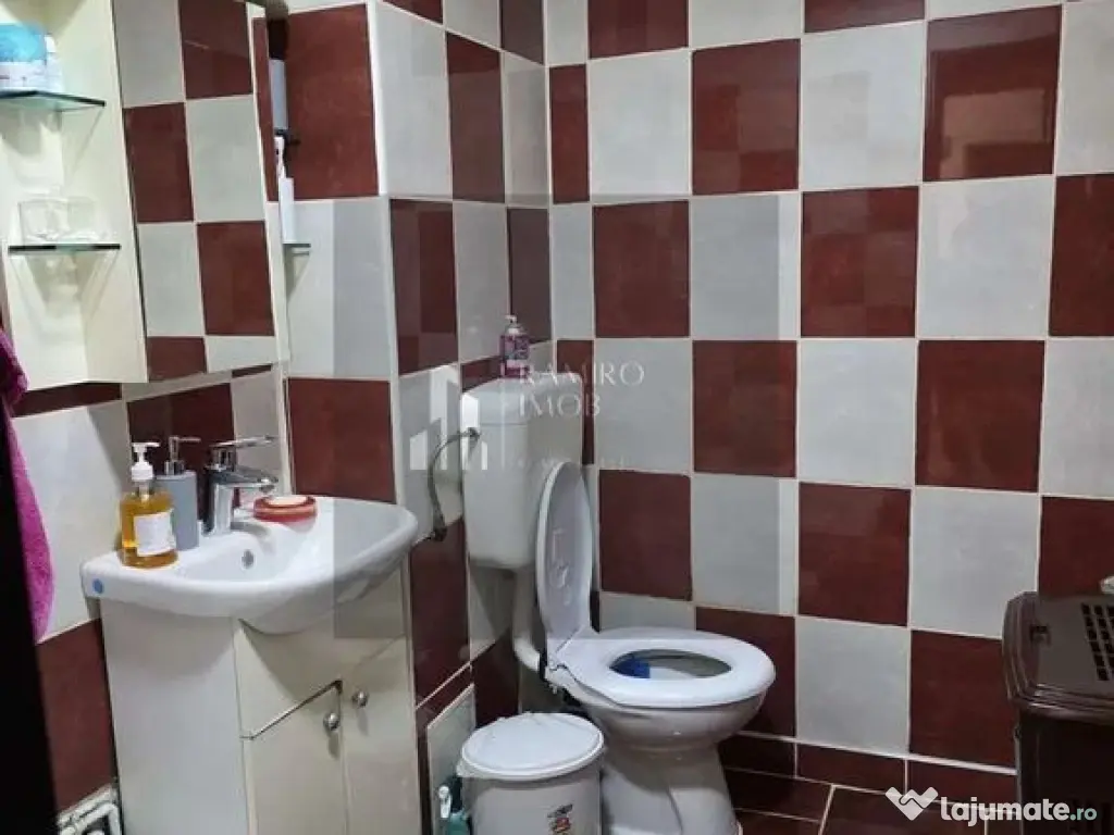 4 camere - 80 mp - 2 balcoane – bloc 1982 