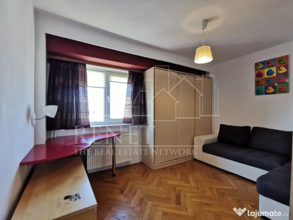 Apartament Central, bloc Casa Cartii 