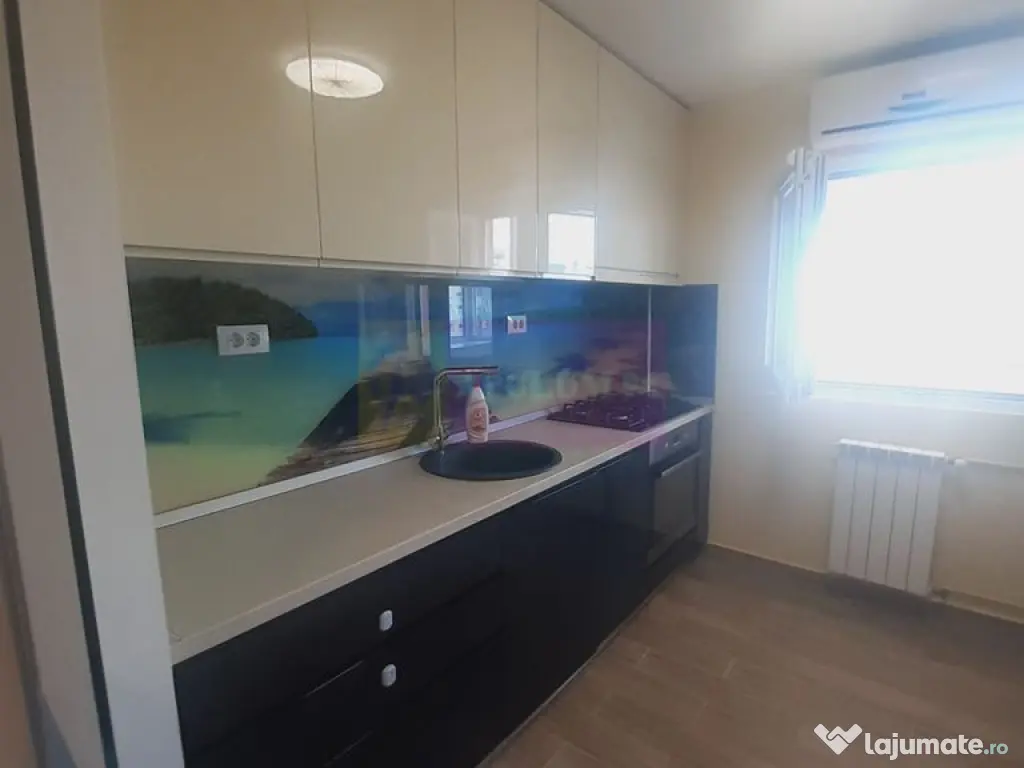 Apartament spațios aproape Metrou și Parc 