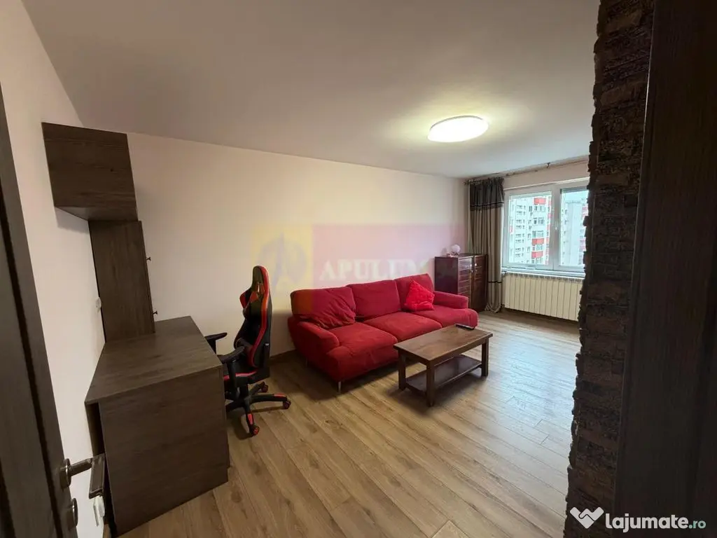 Apartament spațios aproape Metrou și Parc 