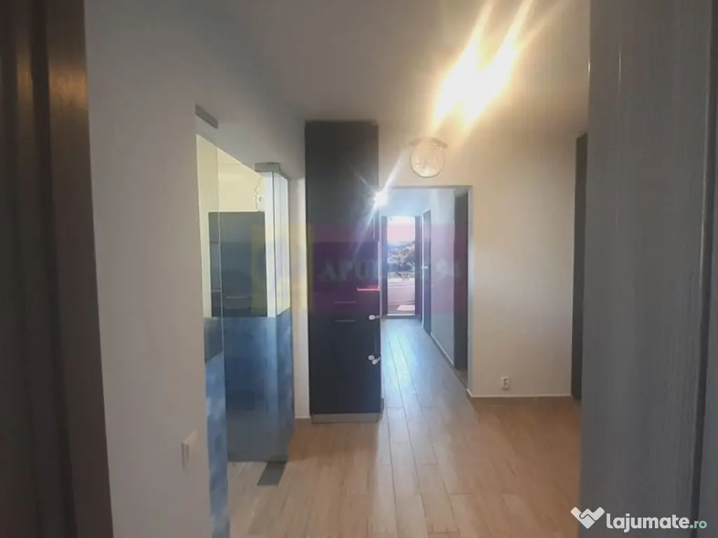 Apartament spațios aproape Metrou și Parc 