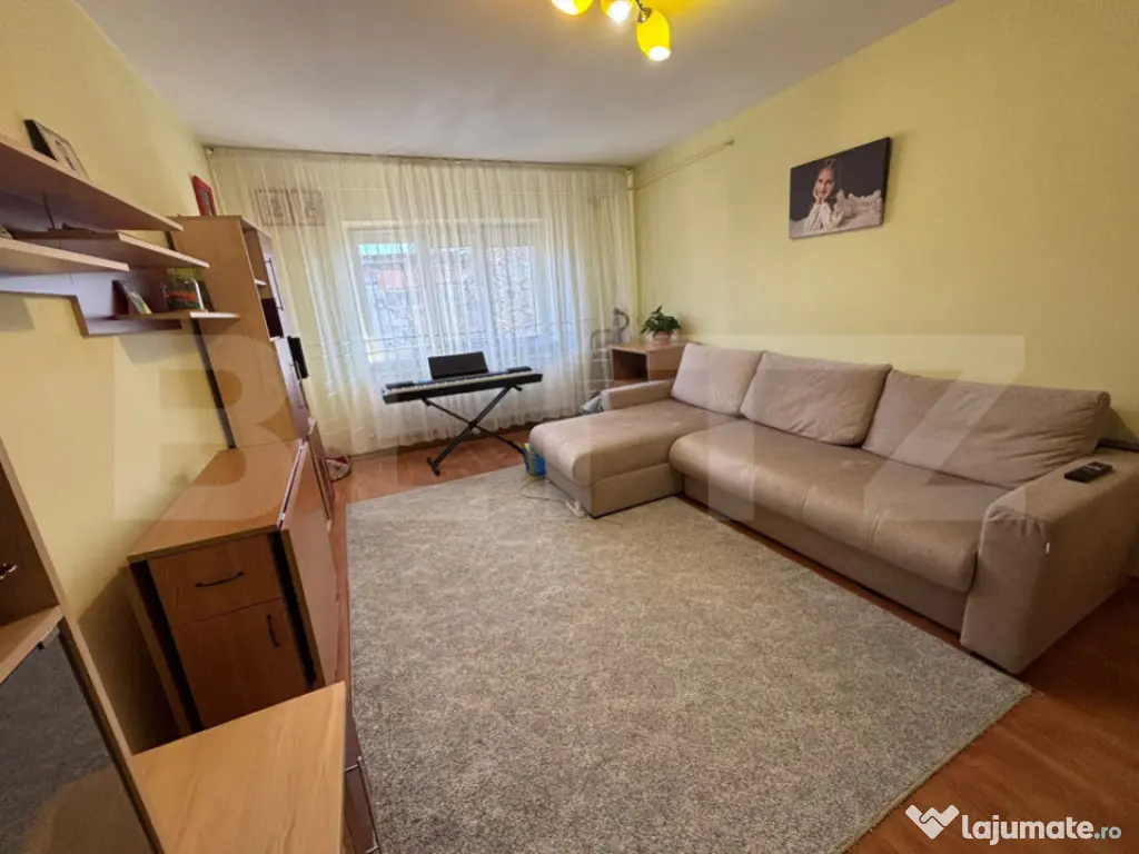 Apartament 3 Camere Decomandat | Zona Nicolina | 70mp | 2 ba 