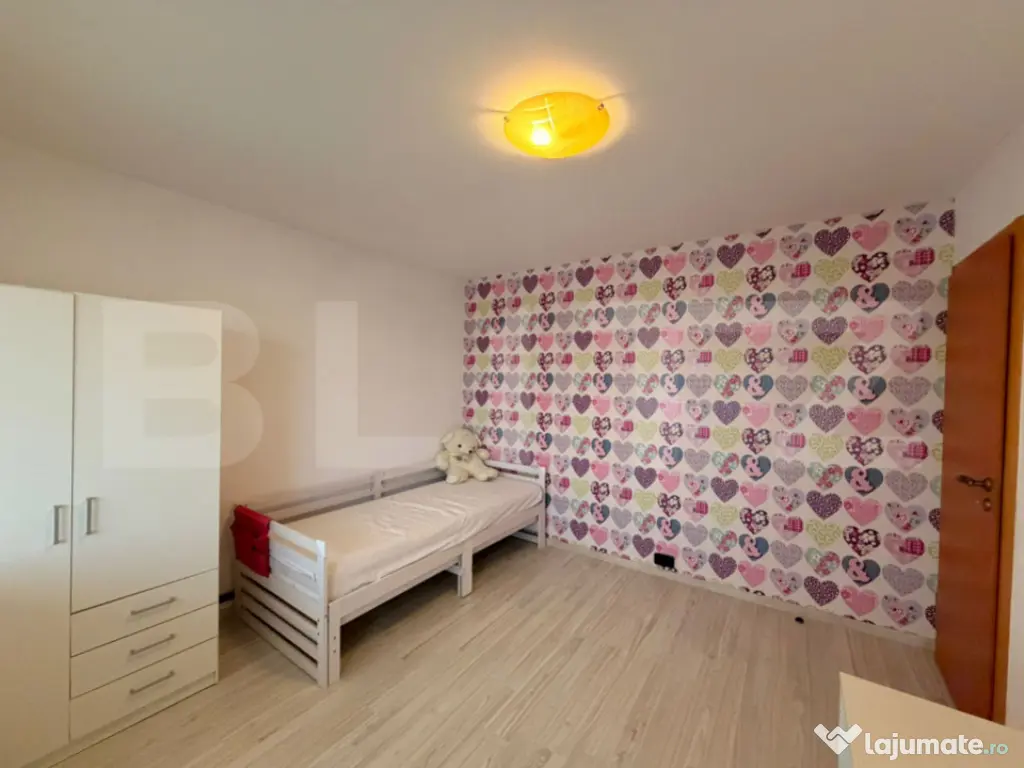 Apartament 3 camere decomandat, gata de mutat, zona 1 Mai 