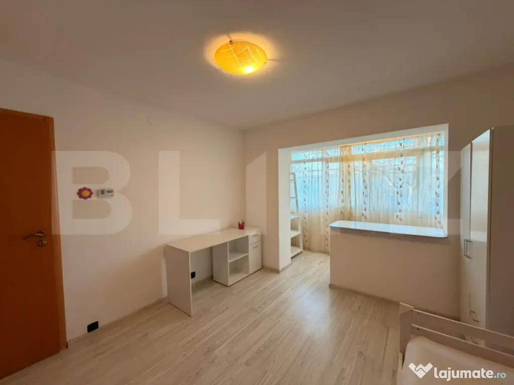 Apartament 3 camere decomandat, gata de mutat, zona 1 Mai 