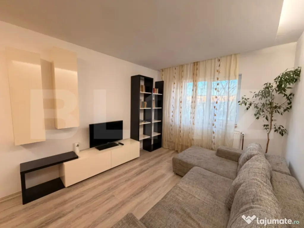 Apartament 3 camere decomandat, gata de mutat, zona 1 Mai 