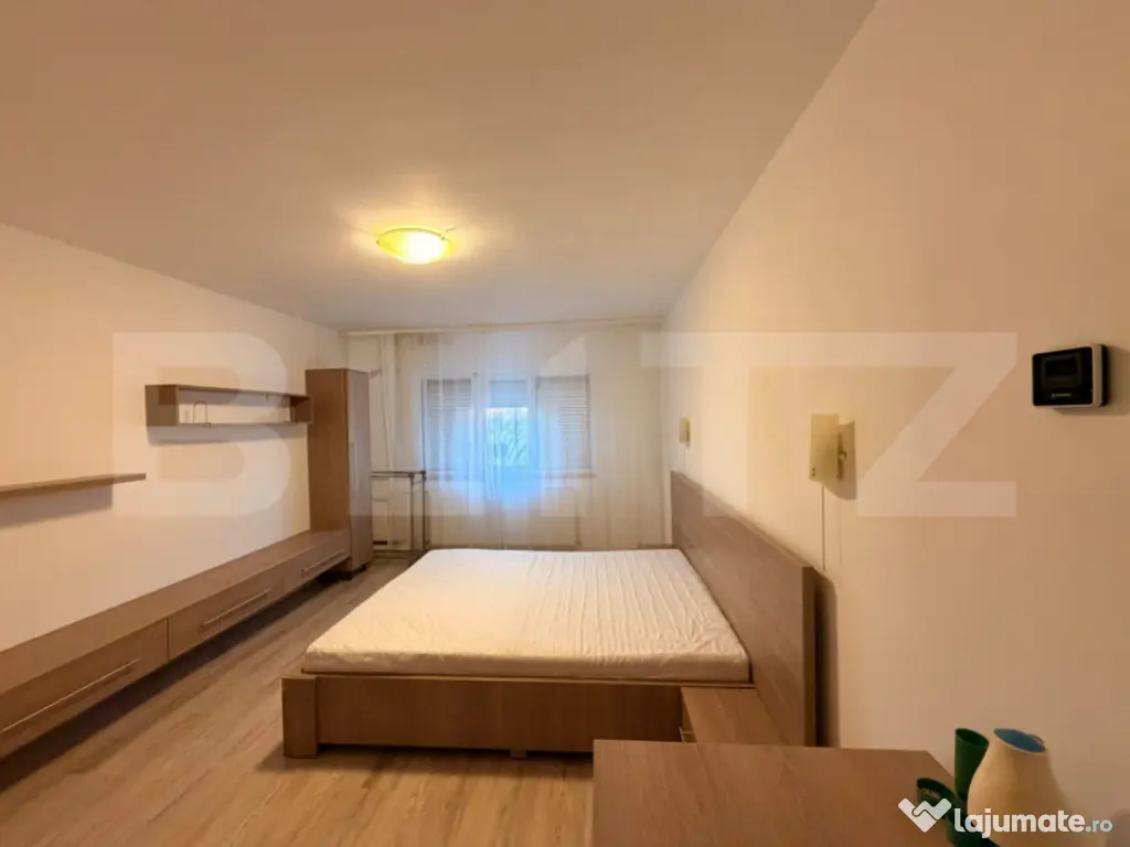 Apartament 3 camere decomandat, gata de mutat, zona 1 Mai 