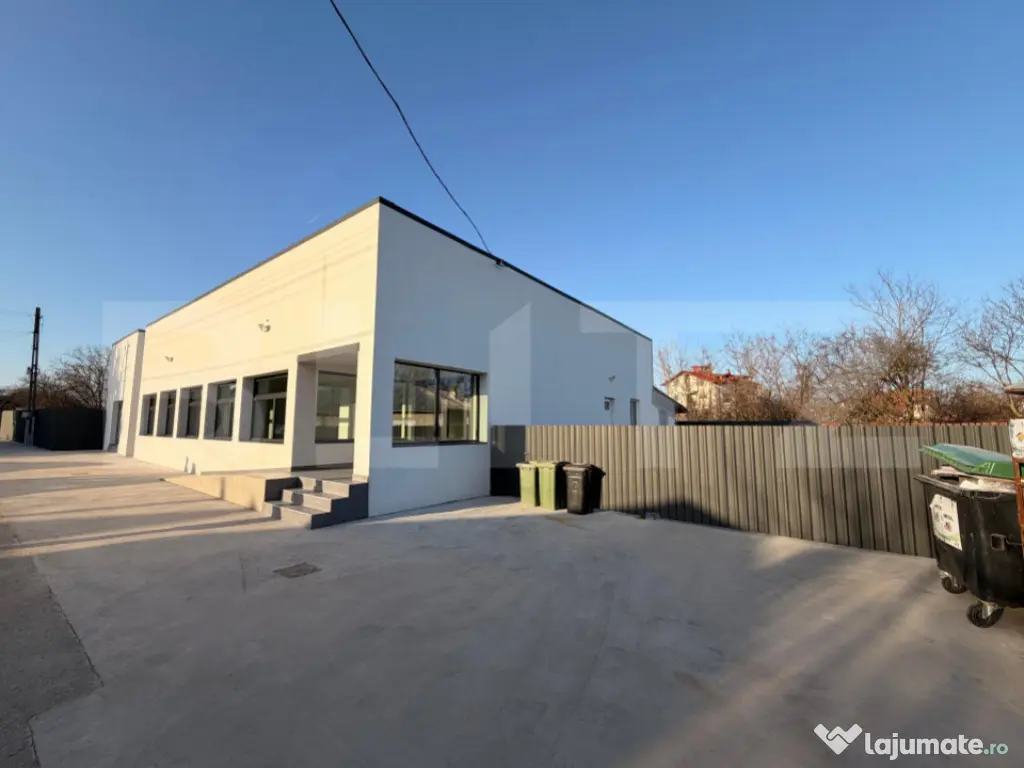 Spațiu 245 mp cu 10 parcări, curte logistică și rampă m 