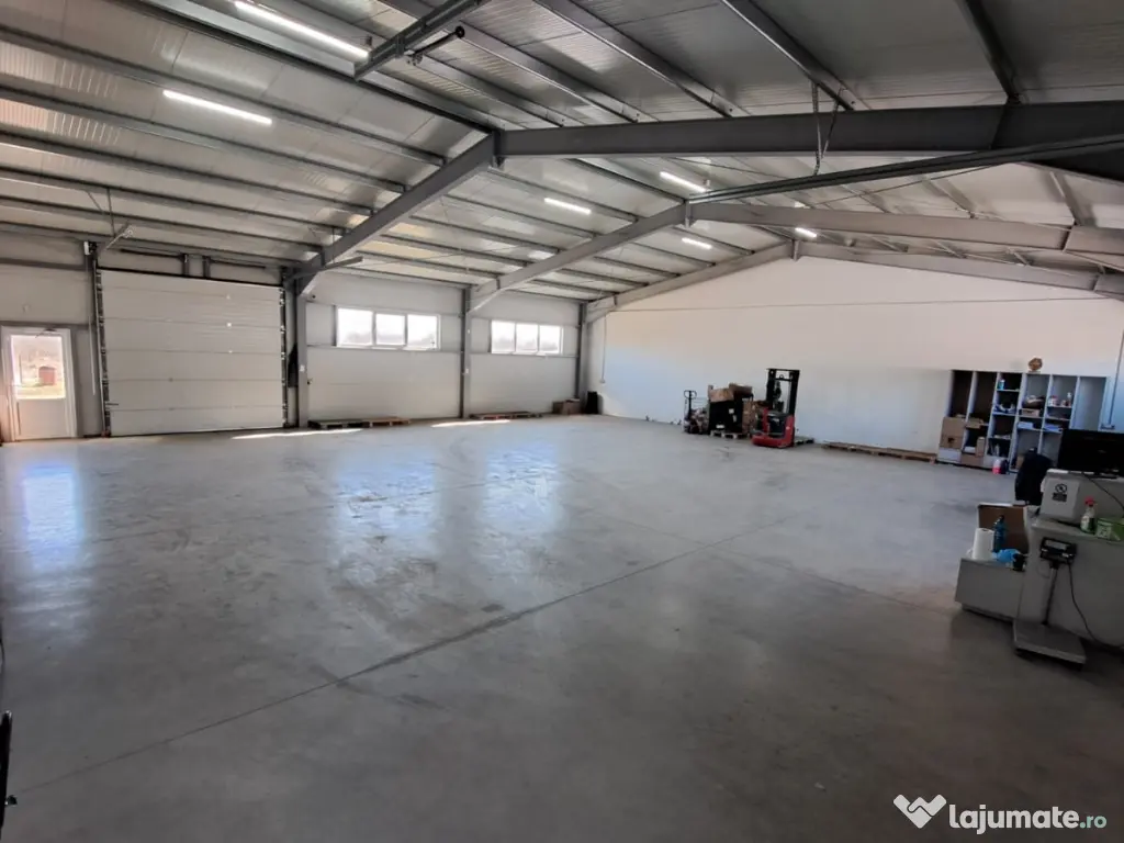 Inchiriez hala in Dej 365mp 