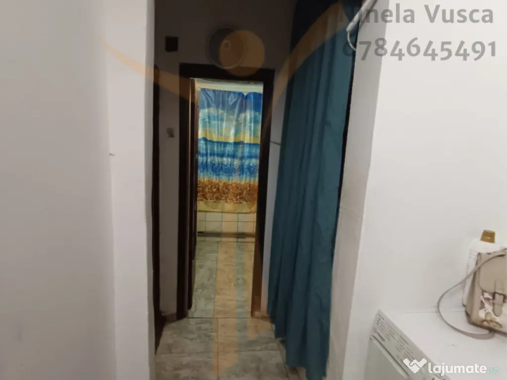???? Apartament 3 camere decomandat cu spațiu de depozitare 