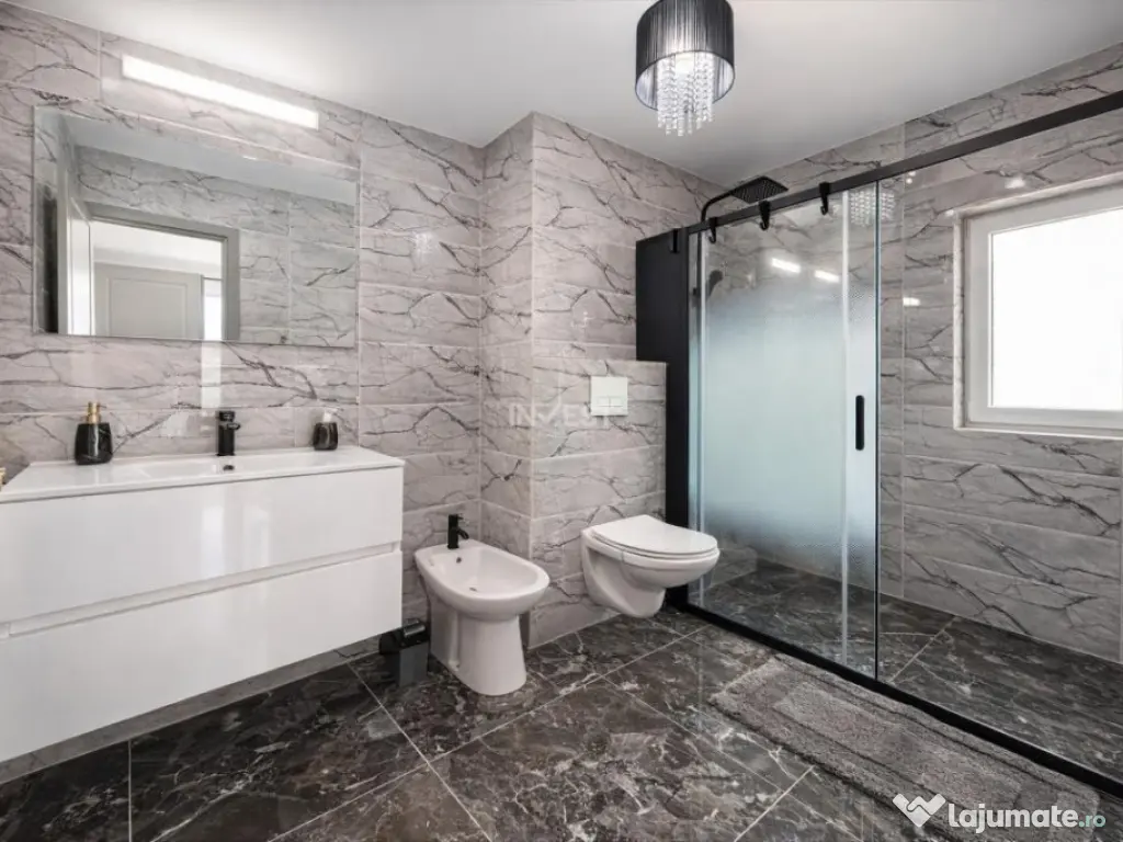 Vilă cu 5 camere și 3 băi situată în Bucium - Iași