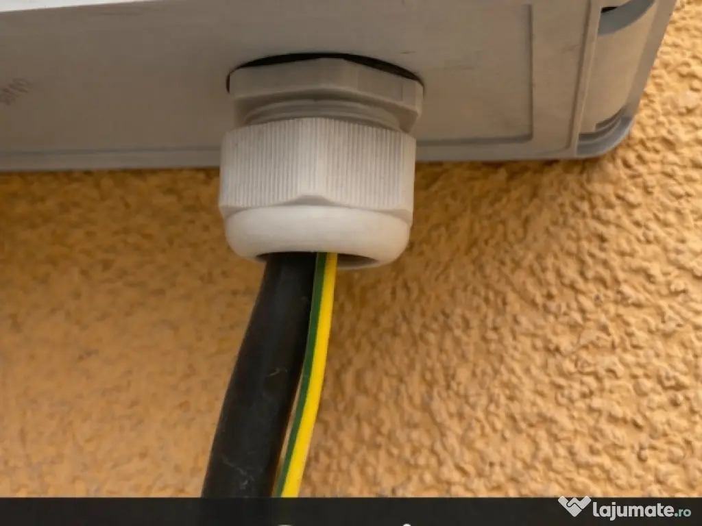 Electrician – Panouri fotovoltaice și instalații electrice | Rapid și sigur 