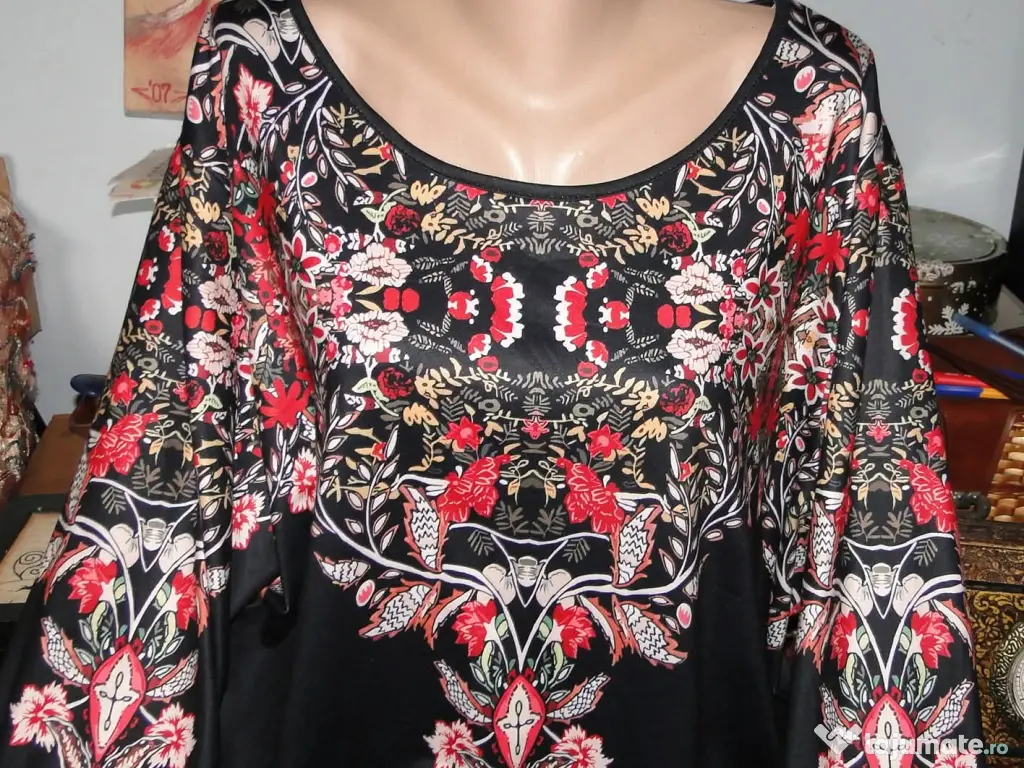 Rochie superba, elastica 