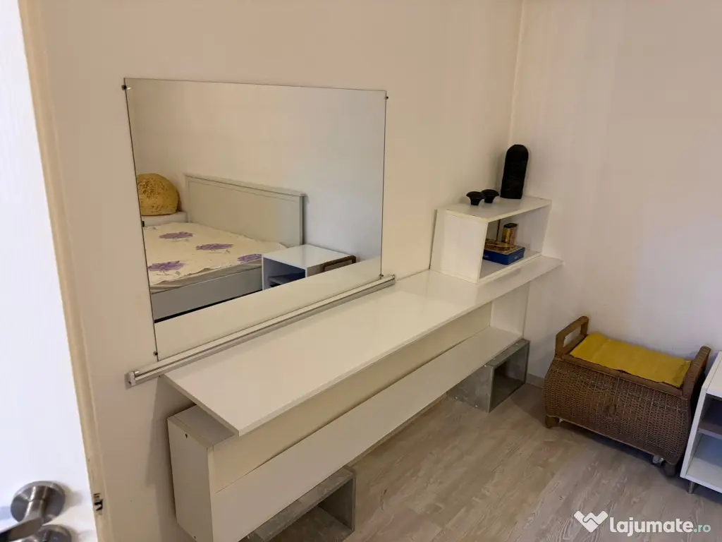 Vand apartament 2 camere Baciu Parter
