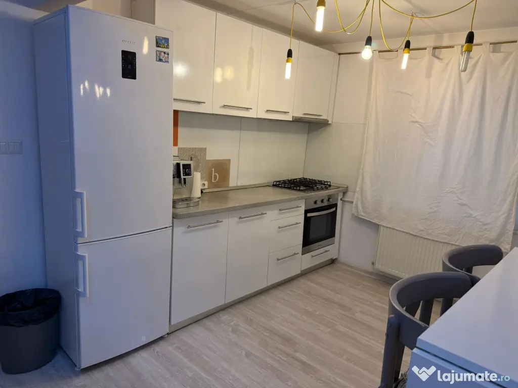 Vand apartament 2 camere Baciu Parter