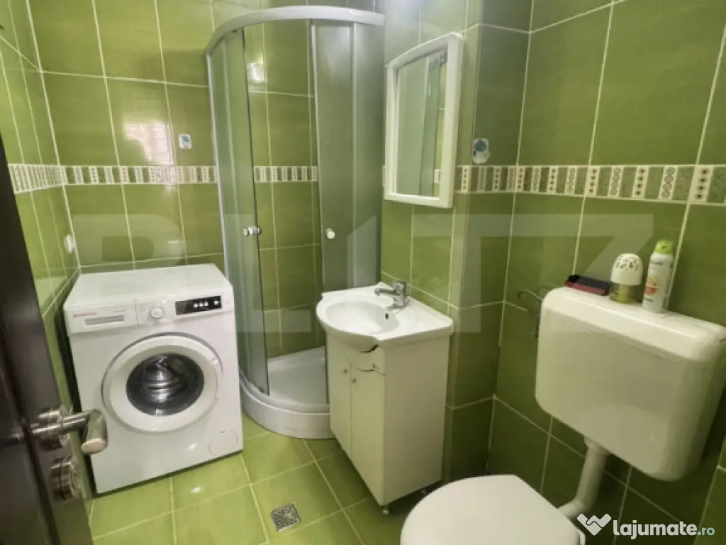 Apartament cu 3 camere, etajul 3 din 4, zona Porolissum 