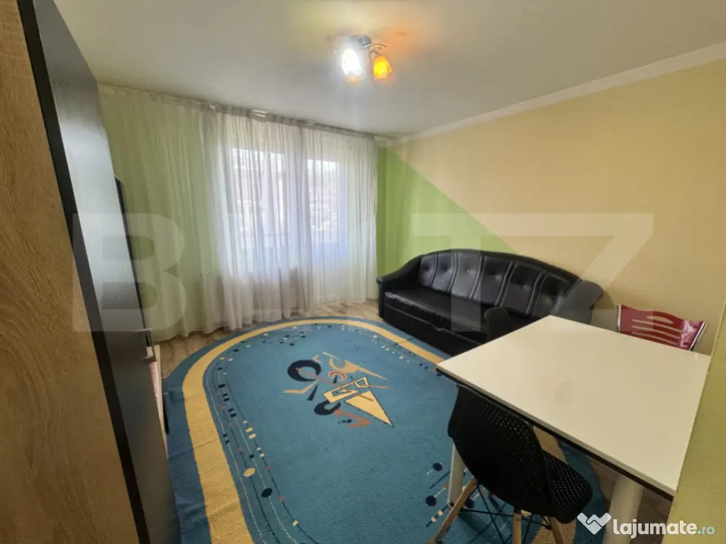 Apartament cu 3 camere, etajul 3 din 4, zona Porolissum 