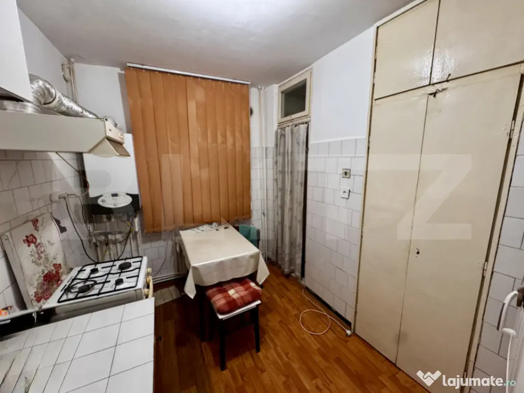 Apartament 3 camere, 72 mp, centrala termica, Ac, George Ene 