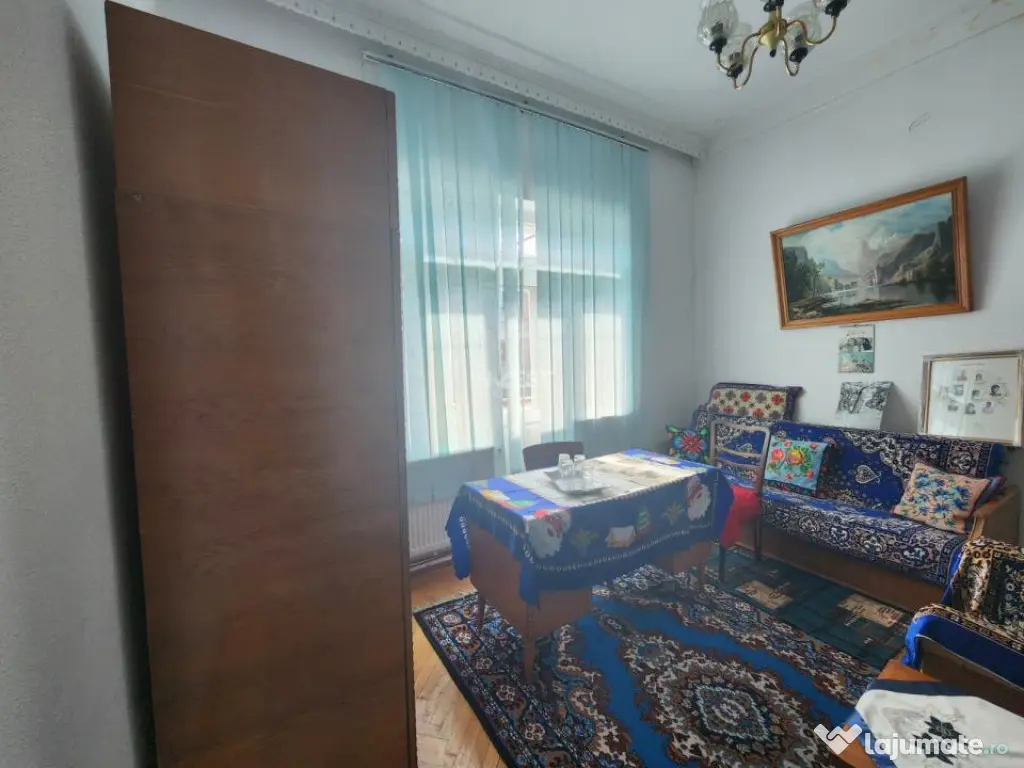 CASA CENTRU IASI, 7 CAMERE, 143 MP UTILI, 22 MP BECI, MAGAZI 