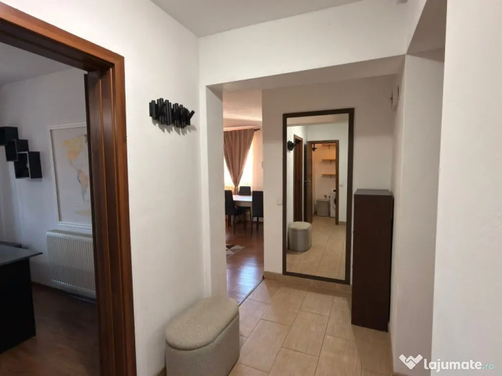 Apartament 3 camere zona Sub Cetate 