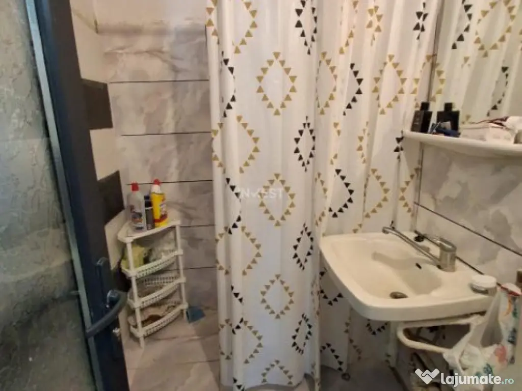 Apartament 2 camere, decomandat, etaj intermediar, Parcul Vo 