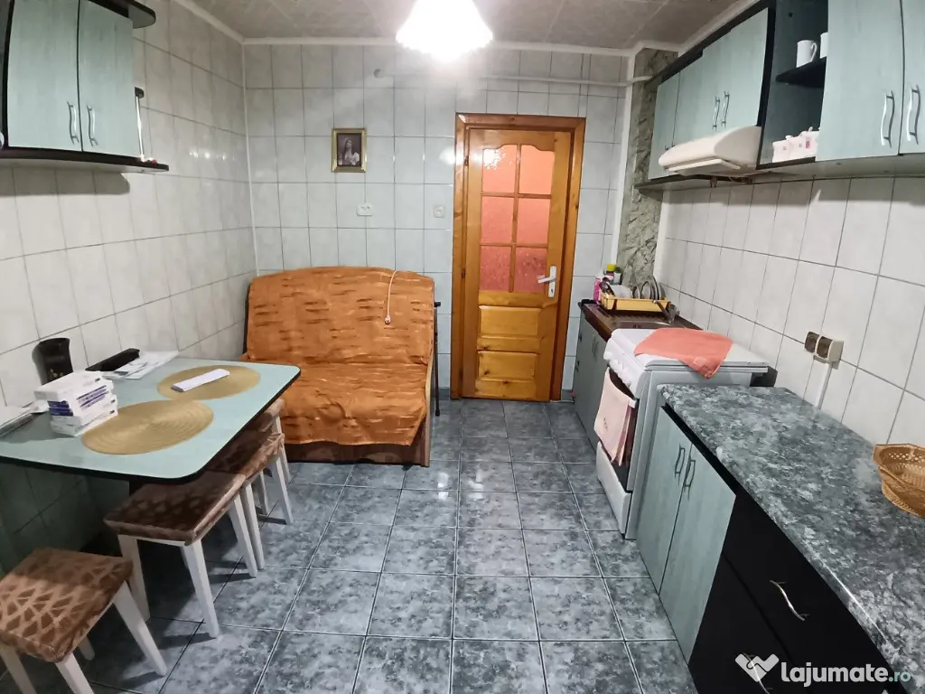 Apartament cu 2 Camere Decomandate in Burdujeni 