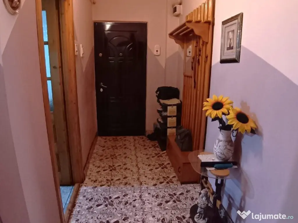 Apartament cu 2 Camere Decomandate in Burdujeni 