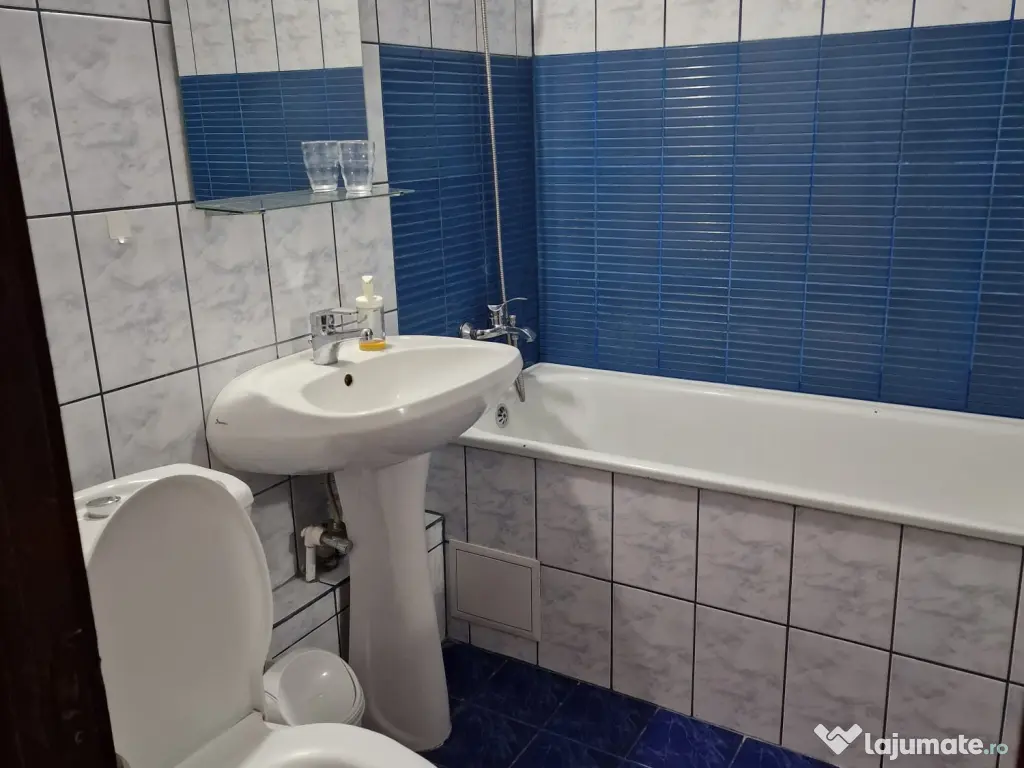 Inchiriez apartament 2 camere Crangasi cu loc parcare 