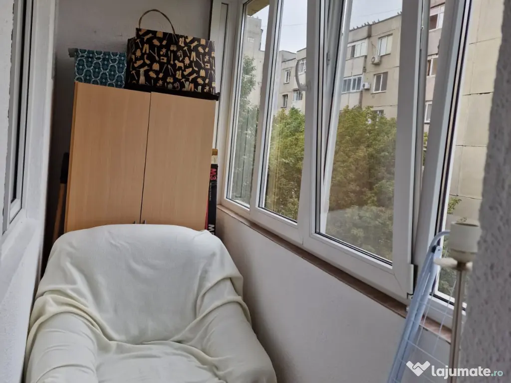 Inchiriez apartament 2 camere Crangasi cu loc parcare 