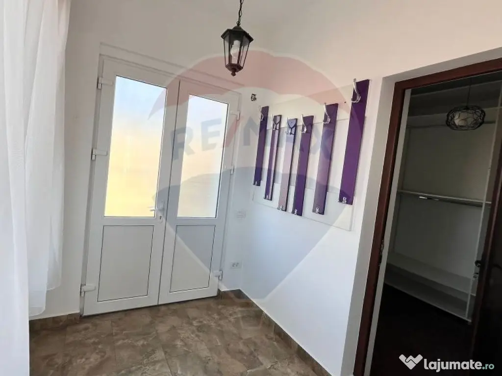 Casă / Vilă cu 3 camere de vânzare la curte comuna 