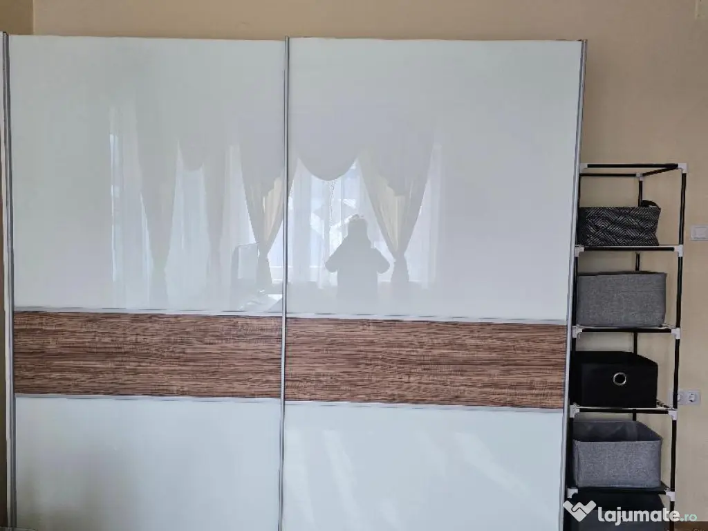 Inchiriez garsoniera la casa 