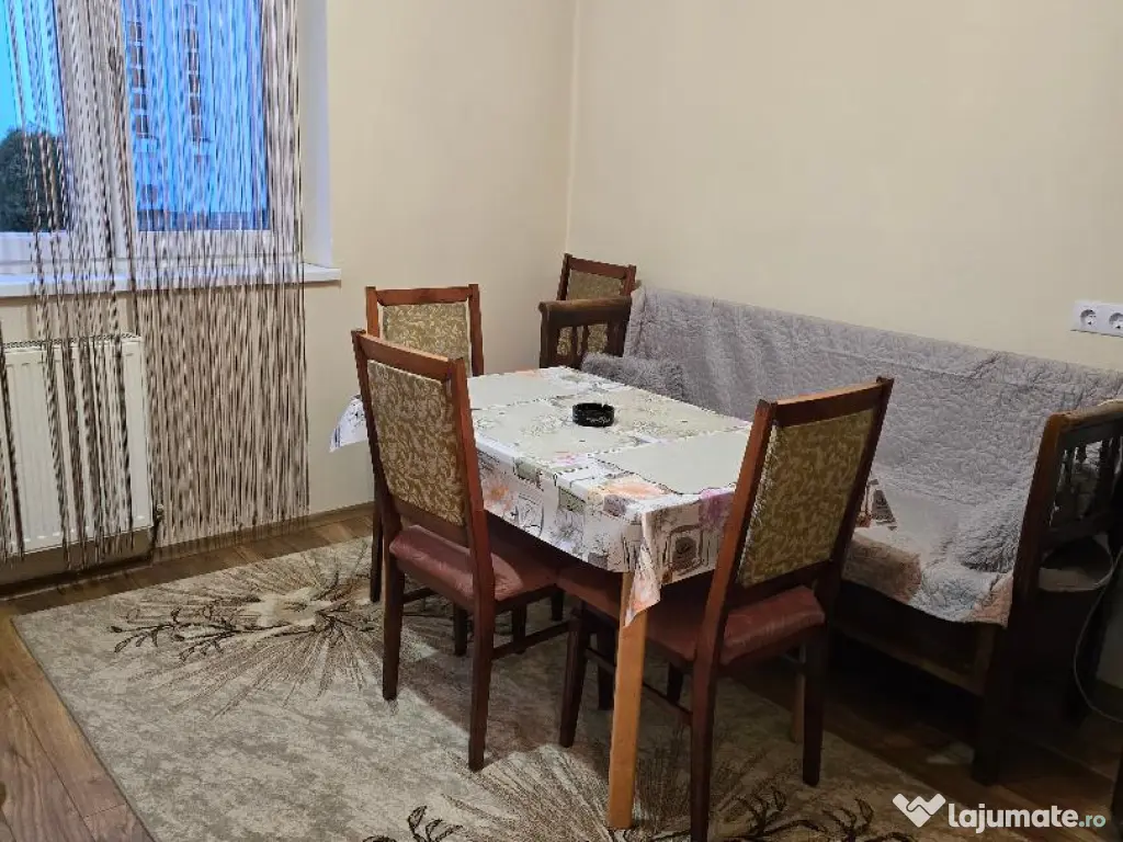 Inchiriez garsoniera la casa 