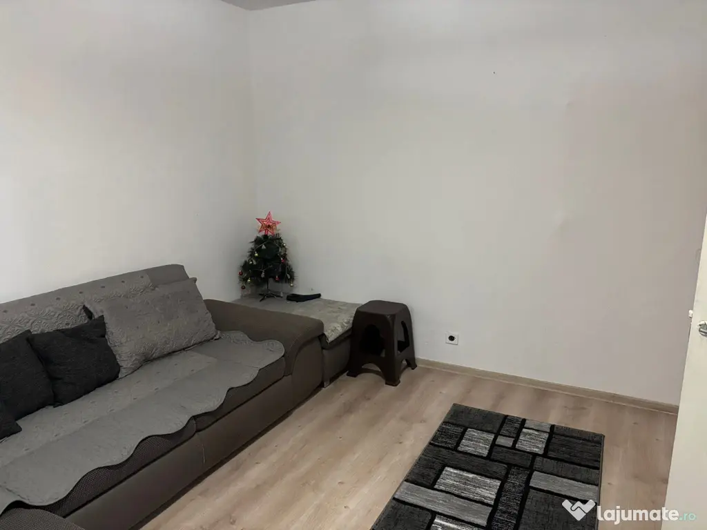 Apartament cu două camere de închiriat în zona Crihala 