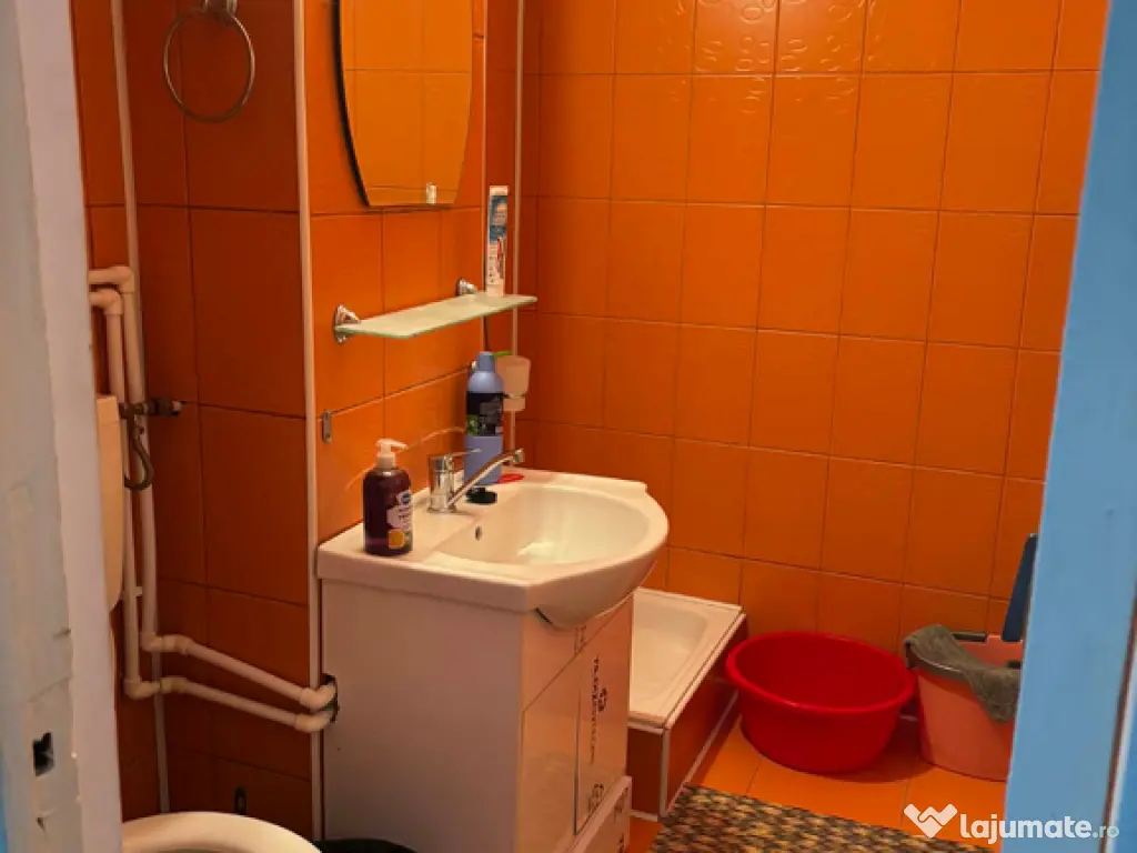Apartament cu două camere de închiriat în zona Crihala 