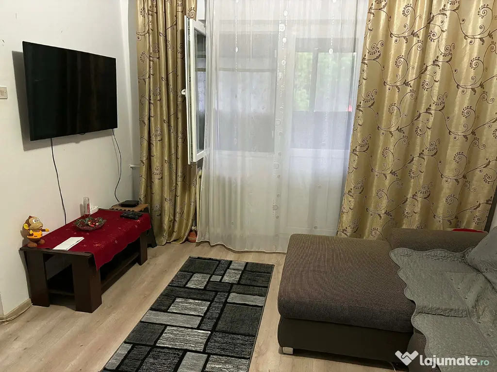 Apartament cu două camere de închiriat în zona Crihala 
