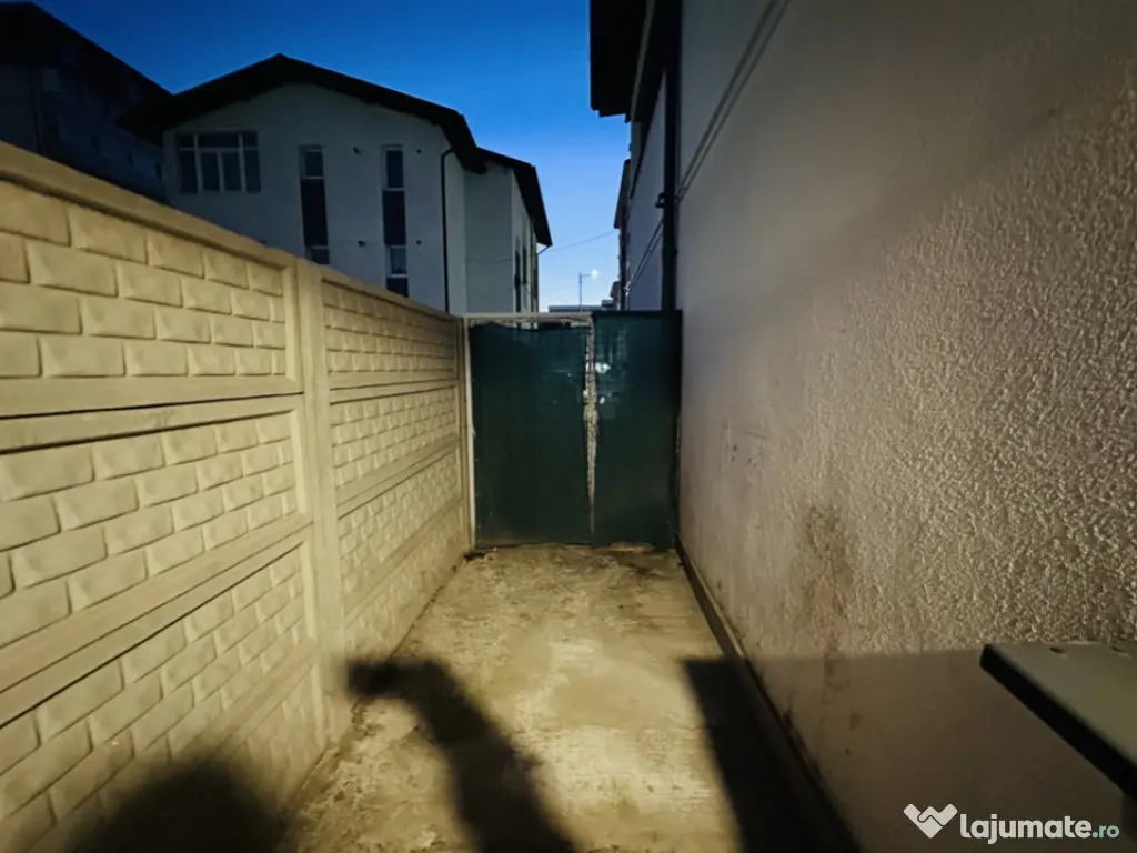 Super spațiu comercial 294,5 mp utili, Tineretului 35 bis, 