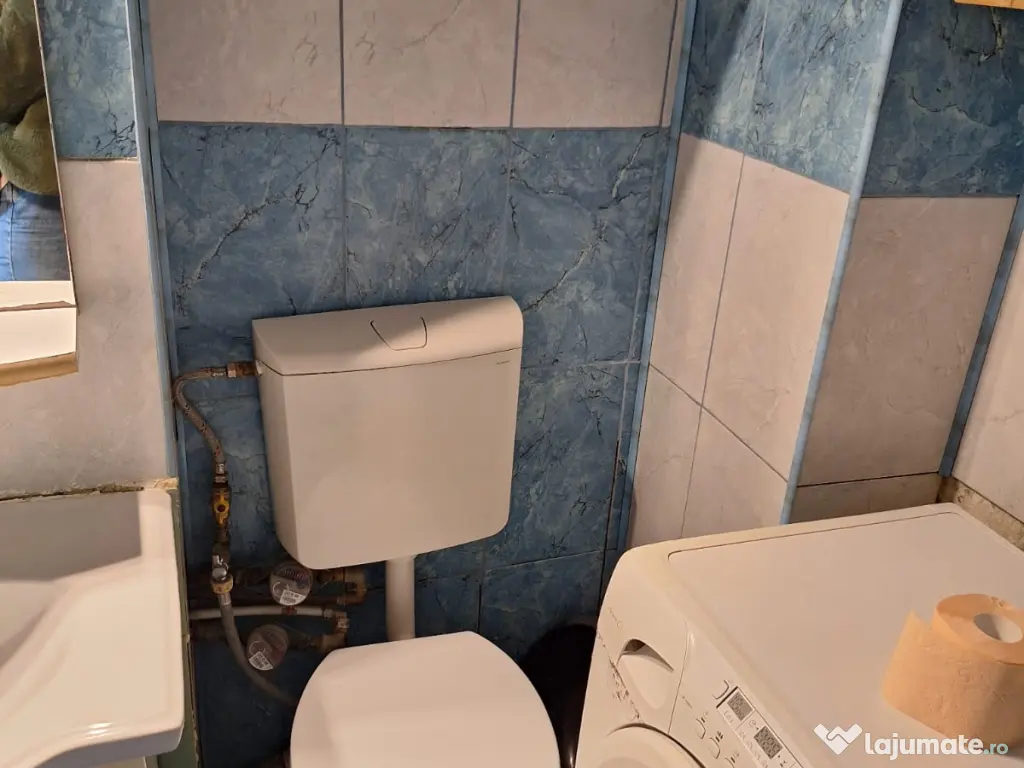 Inchiriez garsoniera 