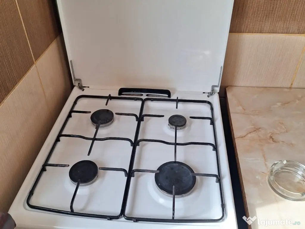 Inchiriez garsoniera 