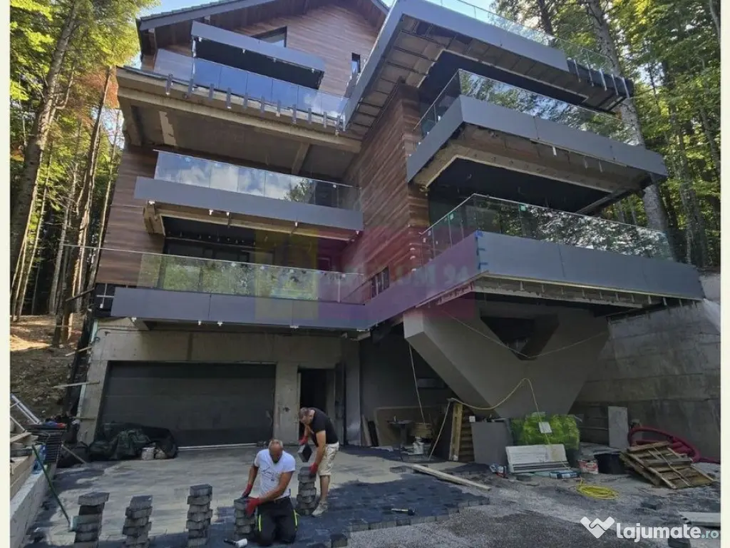 Apartament 2 camere de vânzare la Sinaia - Lux 