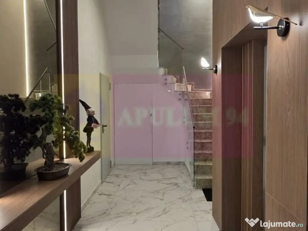 Apartament 2 camere de vânzare la Sinaia - Lux 