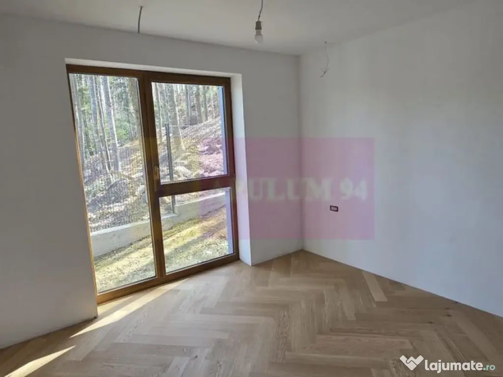 Apartament 2 camere de vânzare la Sinaia - Lux 