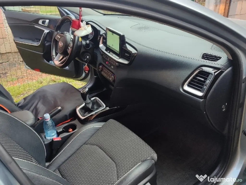 Kia Tourer Kombi 1.6 CRDI TECH 